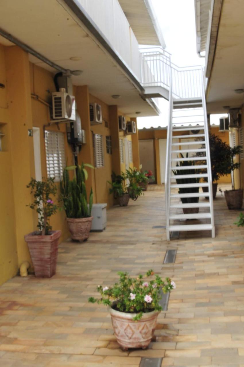 Unibarao Hotel -Proximo As Universidades Unicamp-Puc-Hospitais -Bancos-Restaurantes-Praca Capital -Shopping Dom Pedro - Expo Dom Pedro-Ceasa Кампинас Екстериор снимка